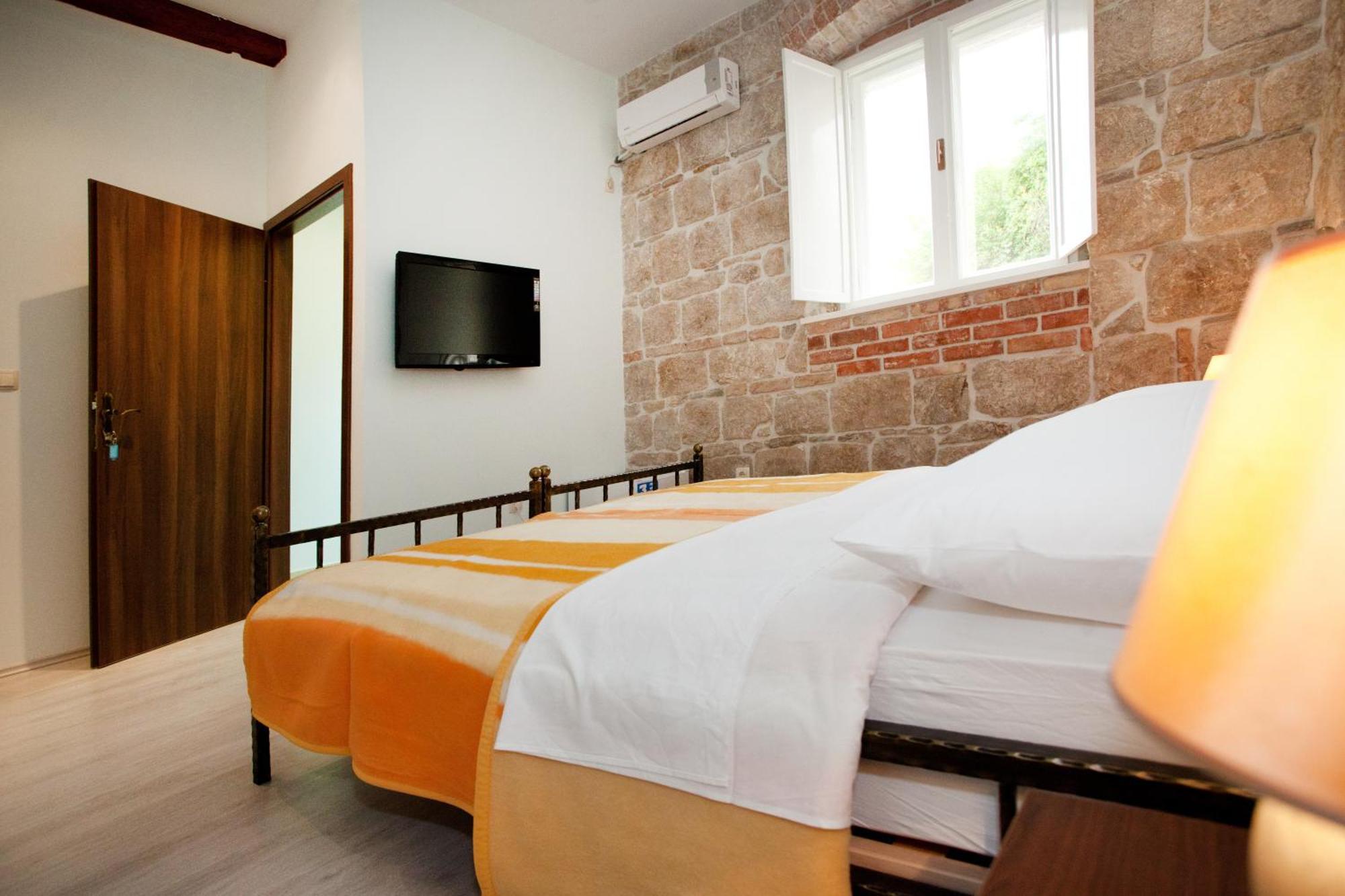 Apartments Galic สปลิท ภายนอก รูปภาพ